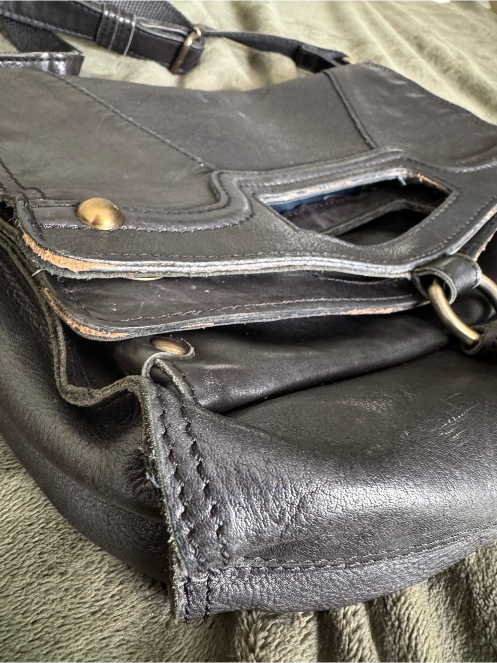 Lucky Brand 100% Genuine Leather Black Crossbody Shoulder Bag - Picture 4 of 13